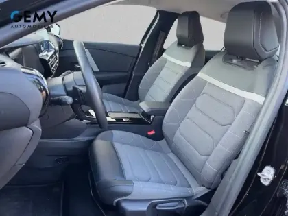 Photo 8 Citroën C4  Hybride 136 e-DCS6