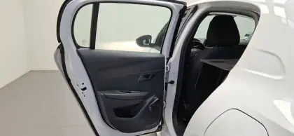 Photo 16 Peugeot 208  BLUEHDI 100 S&S BVM6