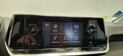 Photo 24 Peugeot 208  BLUEHDI 100 S&S BVM6