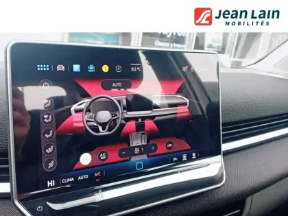 Photo 13 Volkswagen T-roc  1.5 eTSI EVO2 Hybrid 116 ch DSG7