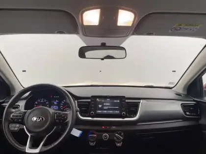 Photo 31 Kia Stonic  1.0 T-GDi 100 ch ISG BVM5