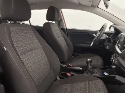 Photo 26 Kia Stonic  1.0 T-GDi 100 ch ISG BVM5