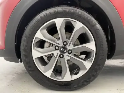 Photo 16 Kia Stonic  1.0 T-GDi 100 ch ISG BVM5