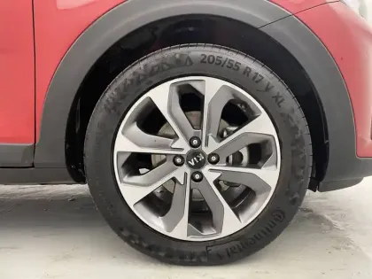 Photo 17 Kia Stonic  1.0 T-GDi 100 ch ISG BVM5