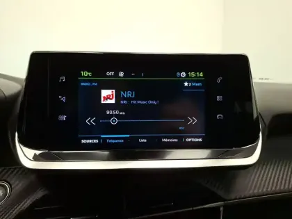 Photo 17 Peugeot 2008  Electrique 136 ch