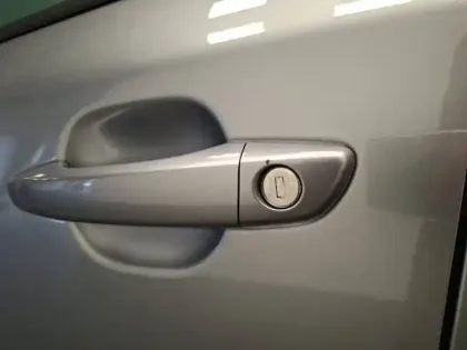 Photo 35 Peugeot 2008  Electrique 136 ch