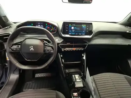 Photo 14 Peugeot 2008  Electrique 136 ch