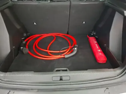 Photo 8 Peugeot 2008  Electrique 136 ch