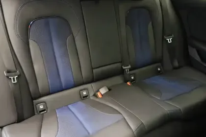 Photo 11 BMW Serie 1 118i 136 ch