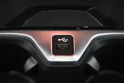 Photo 29 BMW Serie 1 118i 136 ch