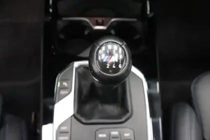 Photo 34 BMW Serie 1 118i 136 ch