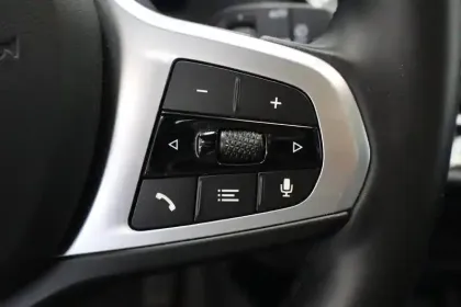 Photo 32 BMW Serie 1 118i 136 ch