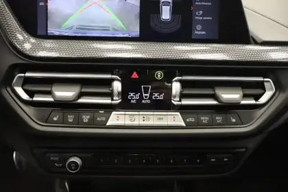 Photo 24 BMW Serie 1 118i 136 ch