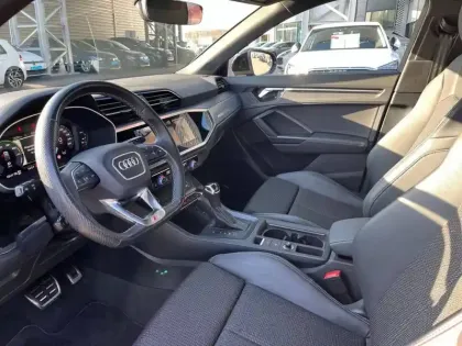 Photo 69 Audi Q3  Sportback 45 TFSIe  245 ch S tronic 6