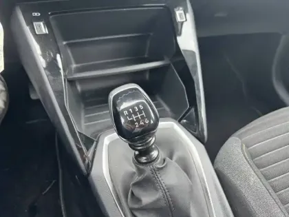 Photo 36 Peugeot 208 Gén. II Ph2 Active 5