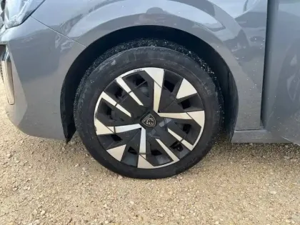 Photo 29 Peugeot 208 Gén. II Ph2 Active 5