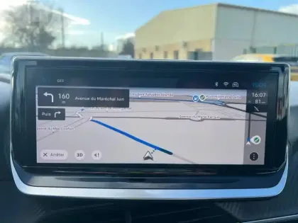 Photo 14 Peugeot 208  PureTech 100 S&S BVM6