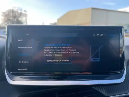 Photo 16 Peugeot 208  PureTech 100 S&S BVM6