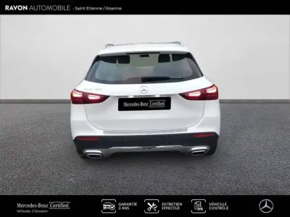 Photo 11 Mercedes GLA  180 7G-DCT