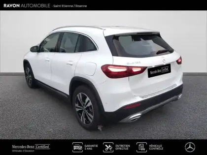 Photo 13 Mercedes GLA  180 7G-DCT