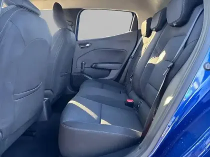 Photo 11 Renault Clio  E-Tech hybride 145