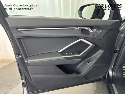 Photo 22 Audi Q3  35 TFSI 150 ch S tronic 7