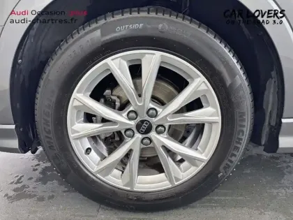 Photo 8 Audi Q3  35 TFSI 150 ch S tronic 7