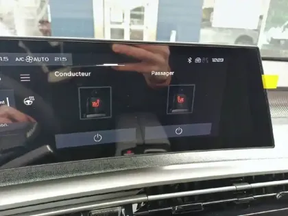 Photo 34 Peugeot 3008  Plug-in Hybrid 195 e-DCS7