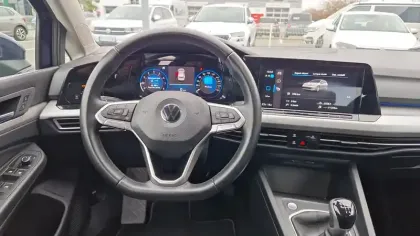 Photo 12 Volkswagen Golf  1.0 TSI OPF 110 BVM6