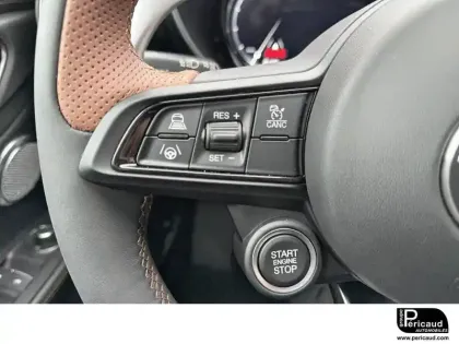 Photo 12 Alfa Romeo Giulia  2.2 210 ch AT8 Q4