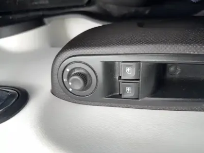 Photo 10 Renault Twingo  III Achat Intégral - 21