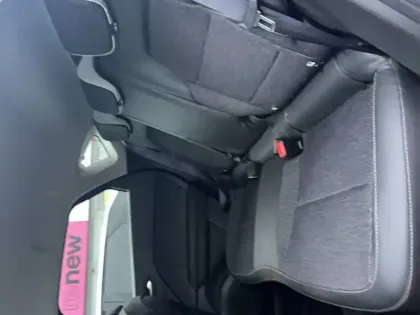 Photo 17 Renault Captur  E-Tech full hybrid 145