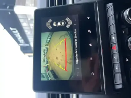 Photo 16 Renault Captur  E-Tech full hybrid 145