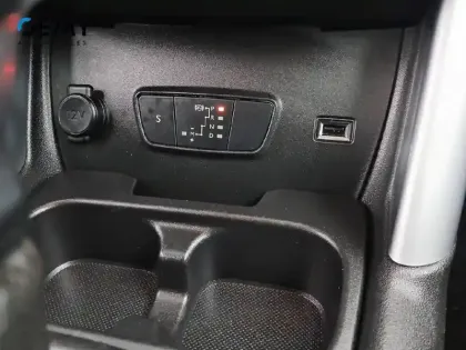 Photo 41 Citroën C3 Aircross  BlueHDi 120 S&S EAT6