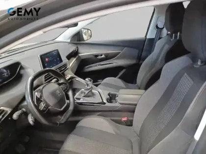 Photo 8 Peugeot 5008  PureTech 130ch S&S BVM6