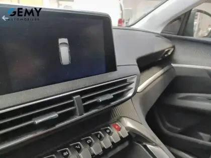 Photo 13 Peugeot 5008  PureTech 130ch S&S BVM6