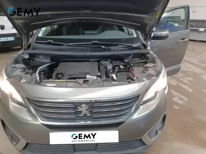 Photo 11 Peugeot 5008  PureTech 130ch S&S BVM6