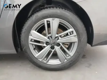 Photo 10 Peugeot 308  SW BlueHDi 130ch S&S EAT8