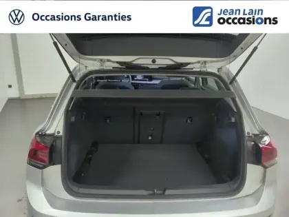 Photo 13 Volkswagen Golf  1.0 eTSI OPF 110 DSG7