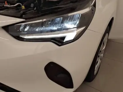 Photo 15 Opel Corsa  Electrique 136 ch & Batterie 50 kWh