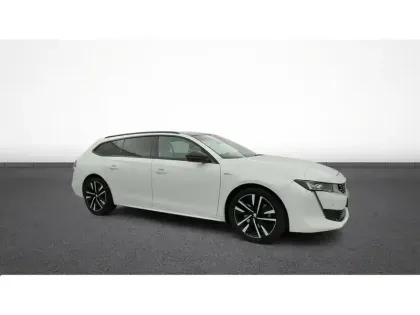 Photo 10 Peugeot 508  SW Hybrid 225 e-EAT8