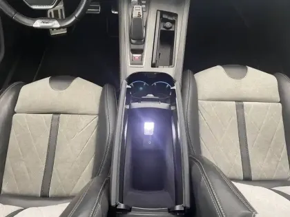 Photo 29 Peugeot 508  SW Hybrid 225 e-EAT8