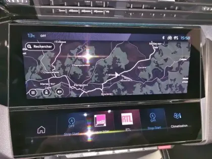 Photo 14 Peugeot 308  BlueHDi 130ch S&S EAT8