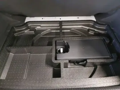 Photo 18 Peugeot 308  BlueHDi 130ch S&S EAT8