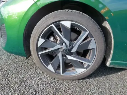 Photo 12 Peugeot 308  BlueHDi 130ch S&S BVM6