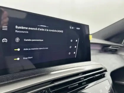 Photo 29 Peugeot 3008  Hybrid 145 e-DCS6