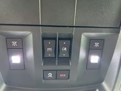 Photo 32 Peugeot 3008  Hybrid 145 e-DCS6