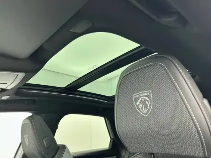 Photo 33 Peugeot 3008  Hybrid 145 e-DCS6