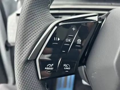 Photo 24 Peugeot 3008  Hybrid 145 e-DCS6