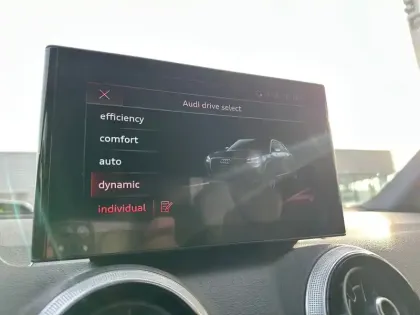 Photo 37 Audi Q2  35 TFSI 150 S tronic 7